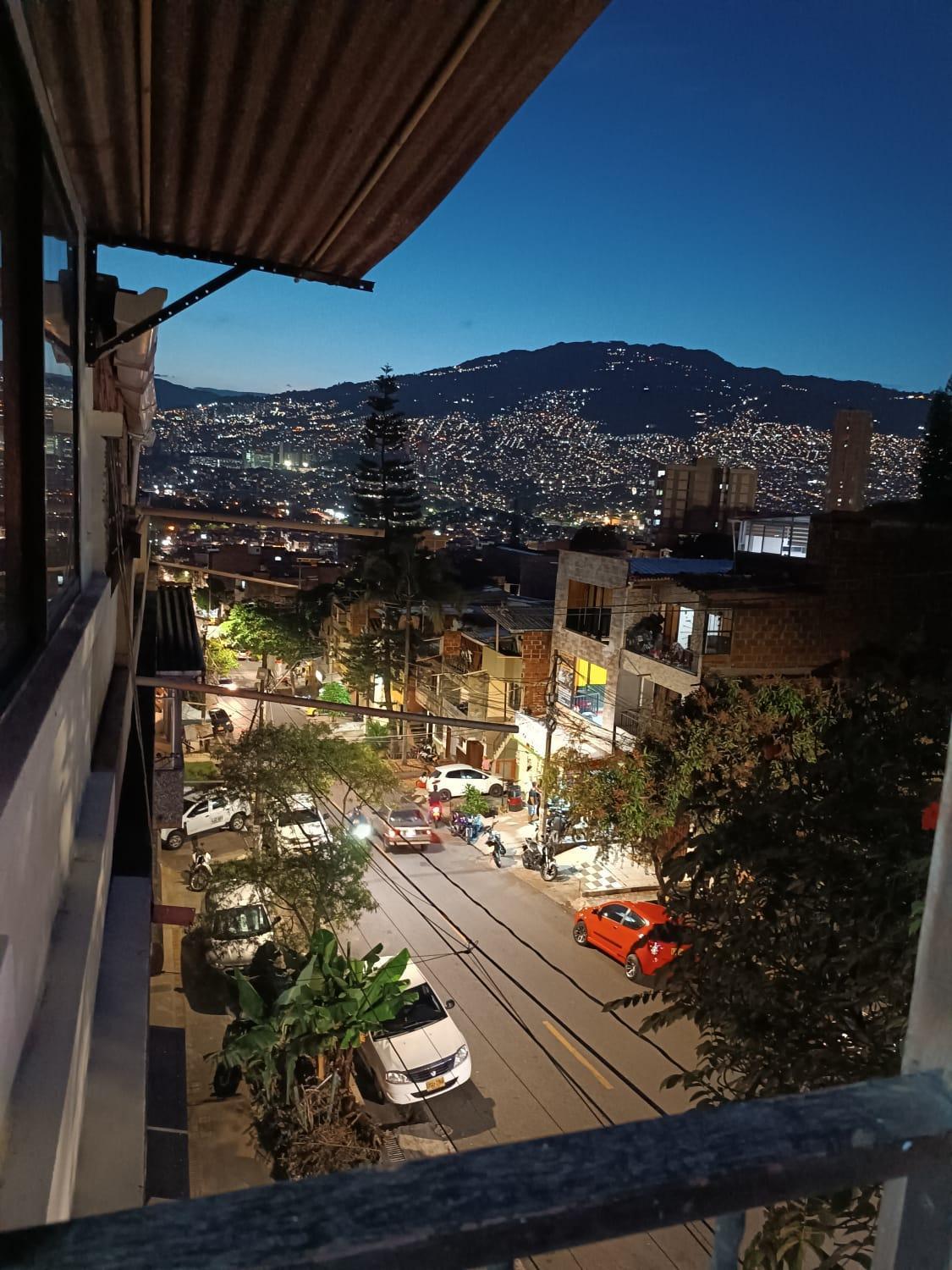 Guest house Campo Valdes Park Medellin